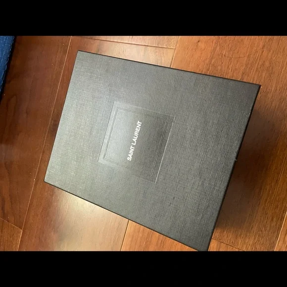 SUNSET CHAIN WALLET IN CROCODILE EMBOSSED LEATHER - Picture 9 of 9